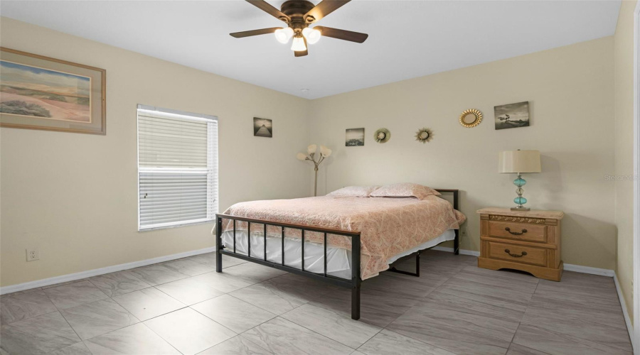 DAVENPORT, Florida 33837, 4 Bedrooms Bedrooms, ,2 BathroomsBathrooms,Residential,For Sale,VITORIA,0,MFRO6320614