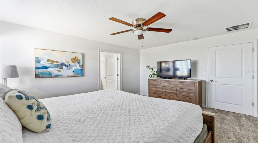 Master Bedroom with ensuite bathrtoom