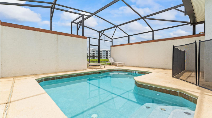 enclosed private pool