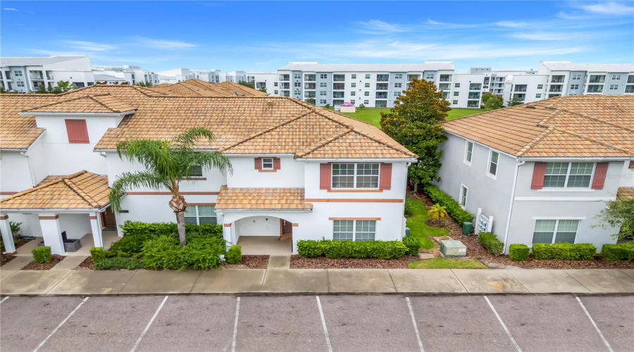 Front Exterior with parking lot.