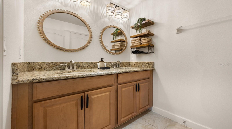 KISSIMMEE, Florida 34747, 4 Bedrooms Bedrooms, ,3 BathroomsBathrooms,Residential,For Sale,BEACH PALM,0,MFRO6320709