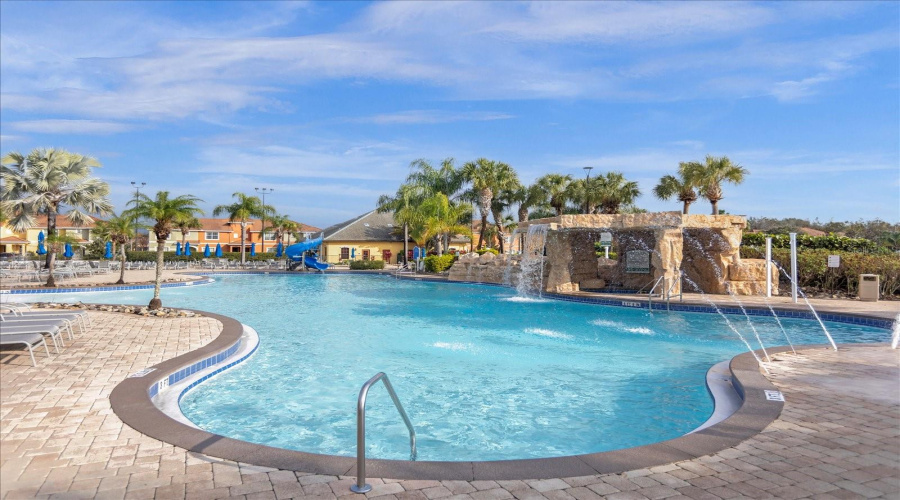 KISSIMMEE, Florida 34747, 4 Bedrooms Bedrooms, ,3 BathroomsBathrooms,Residential,For Sale,BEACH PALM,0,MFRO6320709