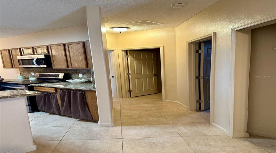DAVENPORT, Florida 33837, 5 Bedrooms Bedrooms, ,3 BathroomsBathrooms,Residential,For Sale,KNOLLWOOD,0,MFRO6320512
