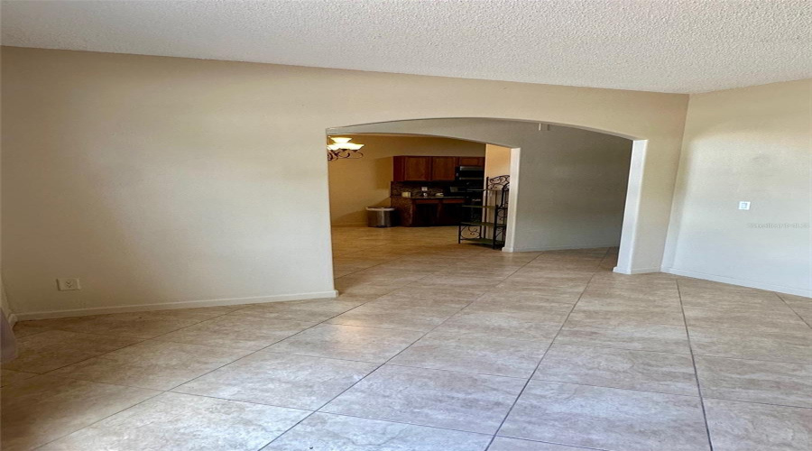 DAVENPORT, Florida 33837, 5 Bedrooms Bedrooms, ,3 BathroomsBathrooms,Residential,For Sale,KNOLLWOOD,0,MFRO6320512