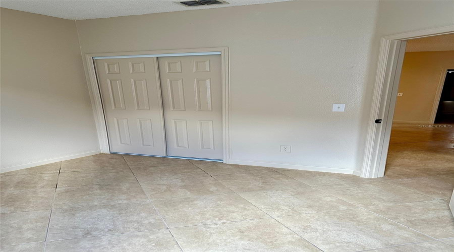 DAVENPORT, Florida 33837, 5 Bedrooms Bedrooms, ,3 BathroomsBathrooms,Residential,For Sale,KNOLLWOOD,0,MFRO6320512