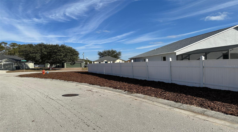 DAVENPORT, Florida 33837, 5 Bedrooms Bedrooms, ,3 BathroomsBathrooms,Residential,For Sale,KNOLLWOOD,0,MFRO6320512