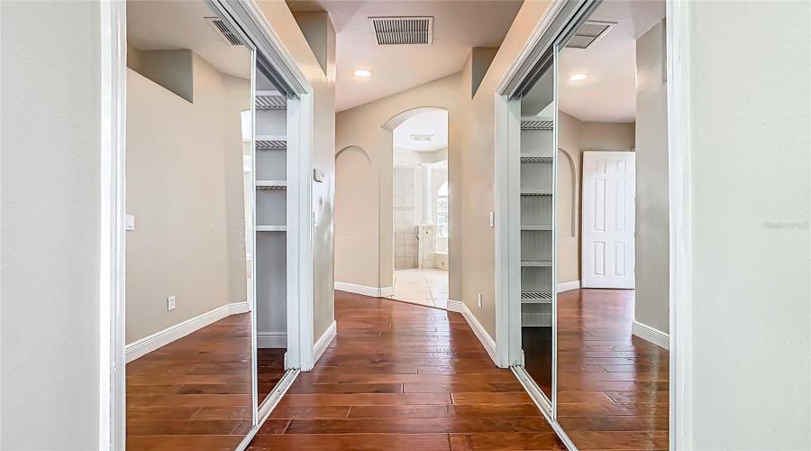 DAVENPORT, Florida 33837, 4 Bedrooms Bedrooms, ,4 BathroomsBathrooms,Residential,For Sale,CALLAWAY,0,MFRO6320951