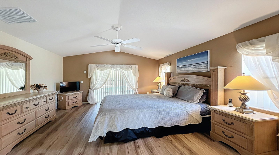 DAVENPORT, Florida 33897, 4 Bedrooms Bedrooms, ,3 BathroomsBathrooms,Residential,For Sale,MOSCATO,0,MFRS5128409