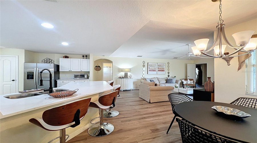 DAVENPORT, Florida 33897, 4 Bedrooms Bedrooms, ,3 BathroomsBathrooms,Residential,For Sale,MOSCATO,0,MFRS5128409