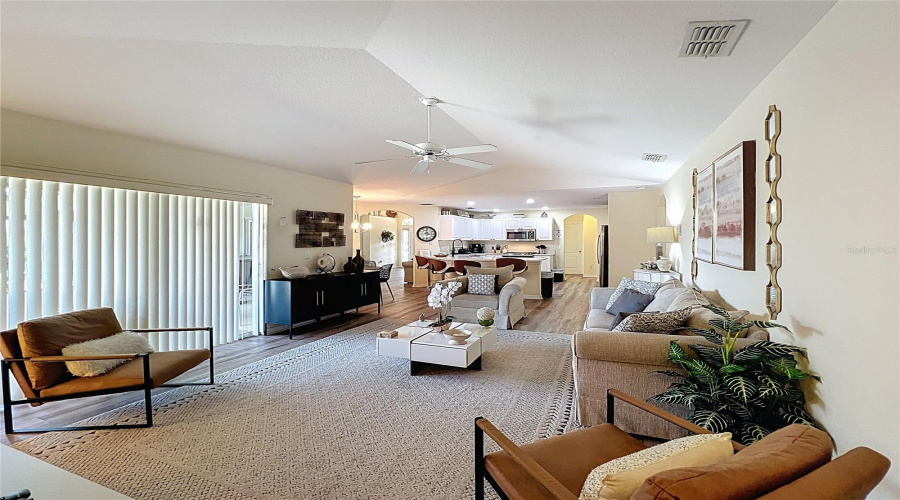 DAVENPORT, Florida 33897, 4 Bedrooms Bedrooms, ,3 BathroomsBathrooms,Residential,For Sale,MOSCATO,0,MFRS5128409