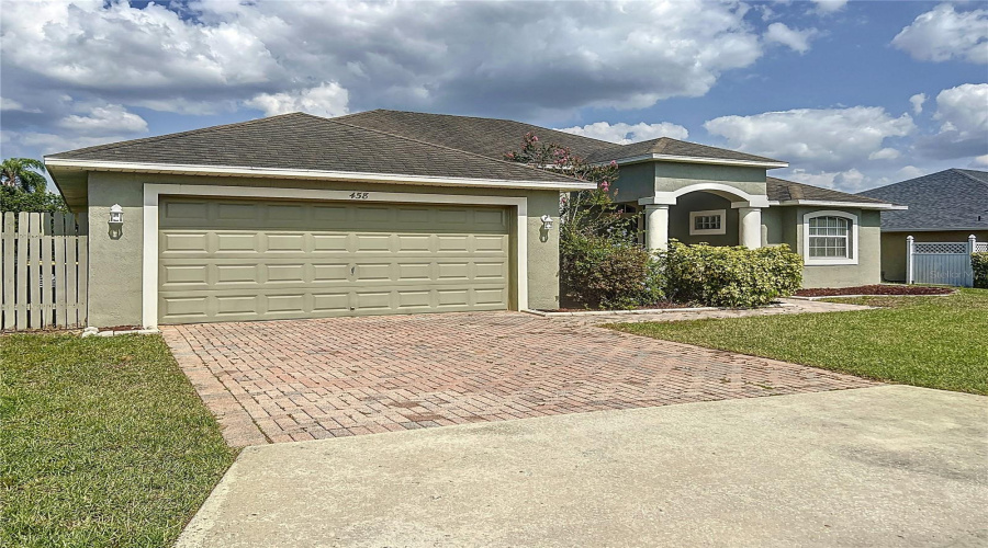 DAVENPORT, Florida 33897, 4 Bedrooms Bedrooms, ,3 BathroomsBathrooms,Residential,For Sale,MOSCATO,0,MFRS5128409