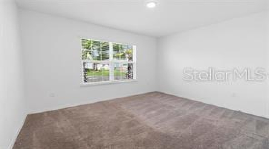 DAVENPORT, Florida 33837, 4 Bedrooms Bedrooms, ,2 BathroomsBathrooms,Residential,For Sale,OAK MARSH,0,MFRS5129570