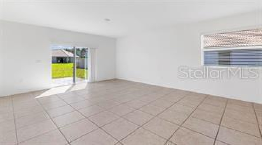 DAVENPORT, Florida 33837, 4 Bedrooms Bedrooms, ,2 BathroomsBathrooms,Residential,For Sale,OAK MARSH,0,MFRS5129570