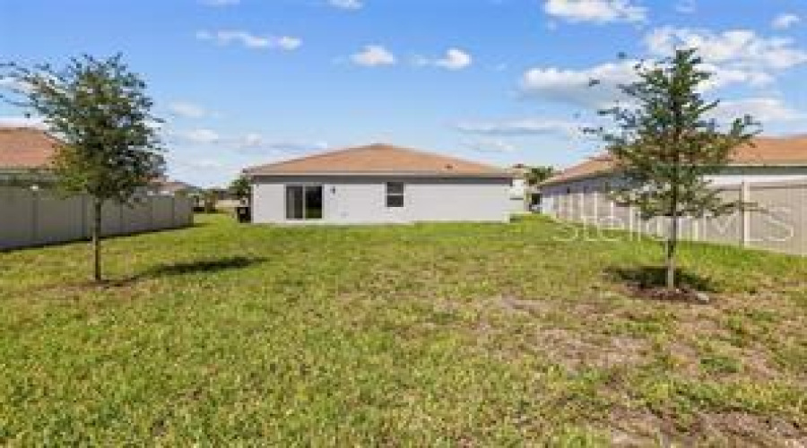 DAVENPORT, Florida 33837, 4 Bedrooms Bedrooms, ,2 BathroomsBathrooms,Residential,For Sale,OAK MARSH,0,MFRS5129570