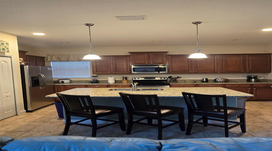 KISSIMMEE, Florida 34747, 5 Bedrooms Bedrooms, ,5 BathroomsBathrooms,Residential,For Sale,CUBAN PALM,0,MFRTB8400109