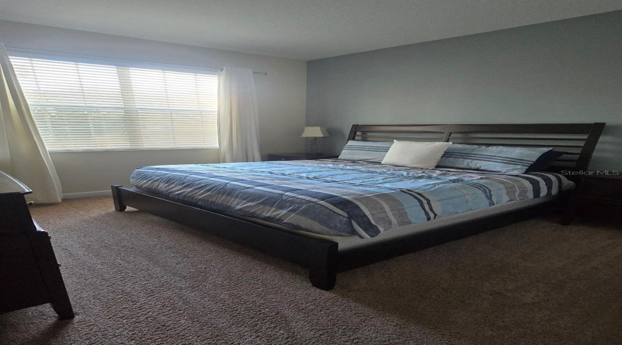 KISSIMMEE, Florida 34747, 5 Bedrooms Bedrooms, ,5 BathroomsBathrooms,Residential,For Sale,CUBAN PALM,0,MFRTB8400109