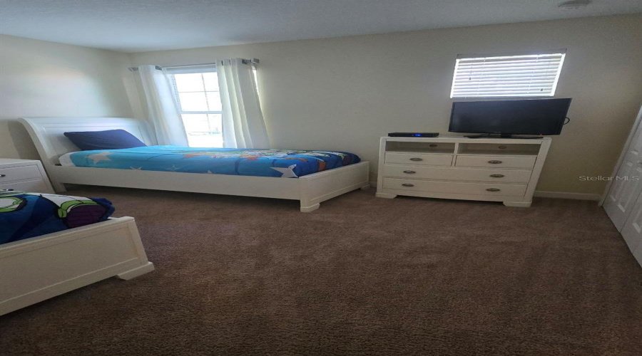 KISSIMMEE, Florida 34747, 5 Bedrooms Bedrooms, ,5 BathroomsBathrooms,Residential,For Sale,CUBAN PALM,0,MFRTB8400109