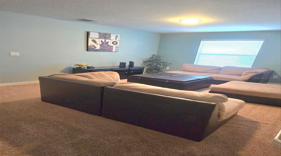 KISSIMMEE, Florida 34747, 5 Bedrooms Bedrooms, ,5 BathroomsBathrooms,Residential,For Sale,CUBAN PALM,0,MFRTB8400109