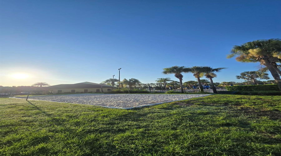 KISSIMMEE, Florida 34747, 5 Bedrooms Bedrooms, ,5 BathroomsBathrooms,Residential,For Sale,CUBAN PALM,0,MFRTB8400109