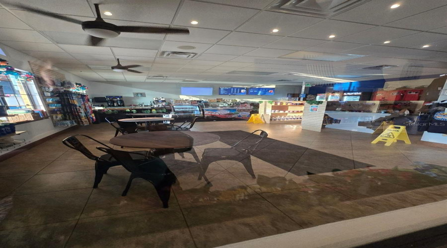 KISSIMMEE, Florida 34747, 5 Bedrooms Bedrooms, ,5 BathroomsBathrooms,Residential,For Sale,CUBAN PALM,0,MFRTB8400109