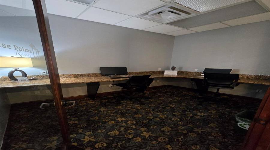 KISSIMMEE, Florida 34747, 5 Bedrooms Bedrooms, ,5 BathroomsBathrooms,Residential,For Sale,CUBAN PALM,0,MFRTB8400109