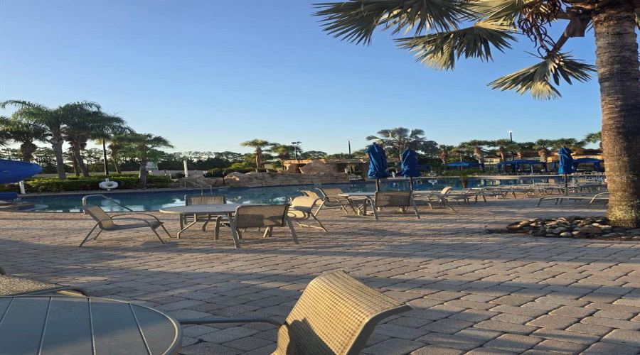 KISSIMMEE, Florida 34747, 5 Bedrooms Bedrooms, ,5 BathroomsBathrooms,Residential,For Sale,CUBAN PALM,0,MFRTB8400109