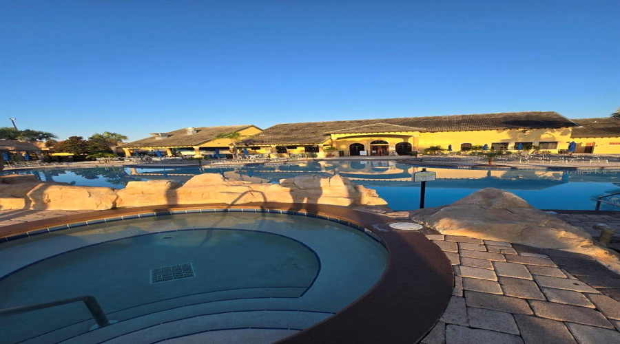 KISSIMMEE, Florida 34747, 5 Bedrooms Bedrooms, ,5 BathroomsBathrooms,Residential,For Sale,CUBAN PALM,0,MFRTB8400109