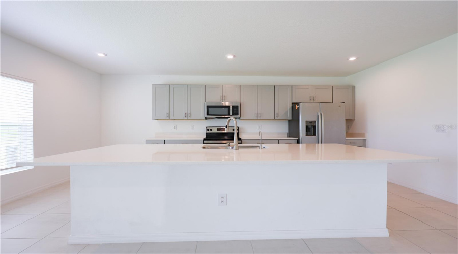 DAVENPORT, Florida 33897, 5 Bedrooms Bedrooms, ,3 BathroomsBathrooms,Residential,For Sale,TUSCANY,0,MFRO6321130