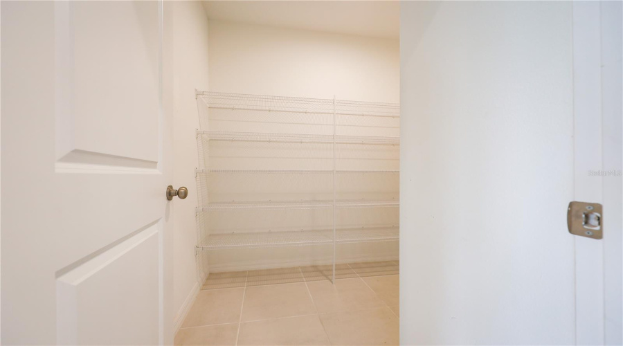 DAVENPORT, Florida 33897, 5 Bedrooms Bedrooms, ,3 BathroomsBathrooms,Residential,For Sale,TUSCANY,0,MFRO6321130