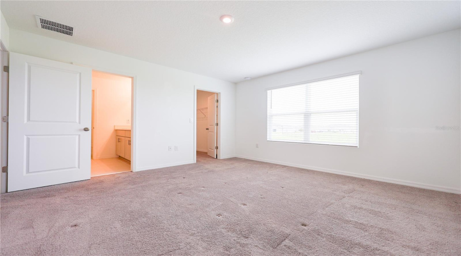DAVENPORT, Florida 33897, 5 Bedrooms Bedrooms, ,3 BathroomsBathrooms,Residential,For Sale,TUSCANY,0,MFRO6321130