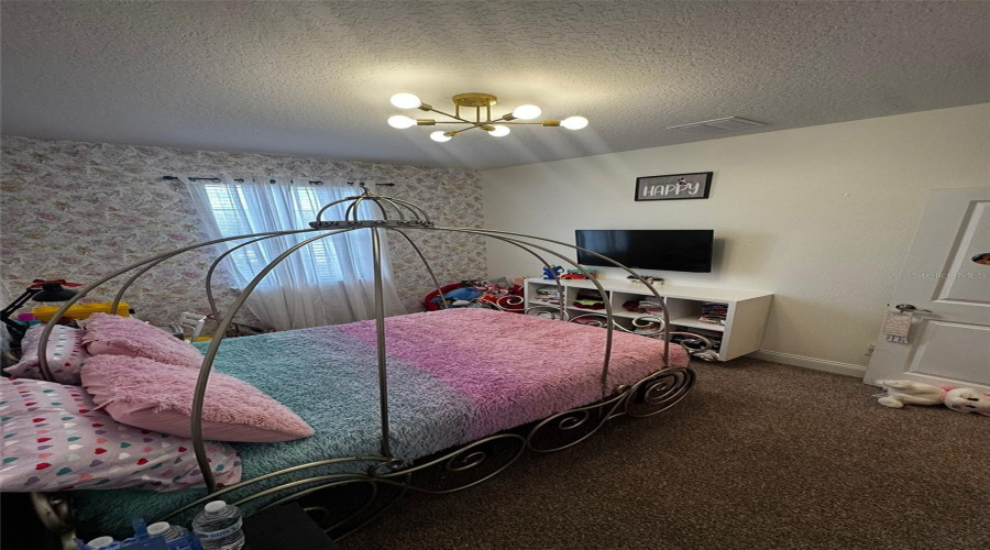 DAVENPORT, Florida 33896, 4 Bedrooms Bedrooms, ,4 BathroomsBathrooms,Residential,For Sale,CAPTIVA,0,MFRO6318812