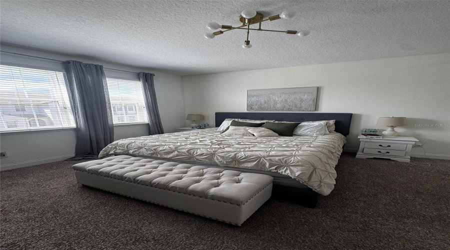 DAVENPORT, Florida 33896, 4 Bedrooms Bedrooms, ,4 BathroomsBathrooms,Residential,For Sale,CAPTIVA,0,MFRO6318812