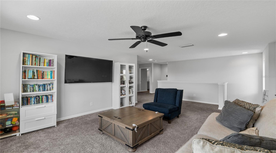 DAVENPORT, Florida 33837, 5 Bedrooms Bedrooms, ,3 BathroomsBathrooms,Residential,For Sale,BENJAMIN,0,MFRO6320729