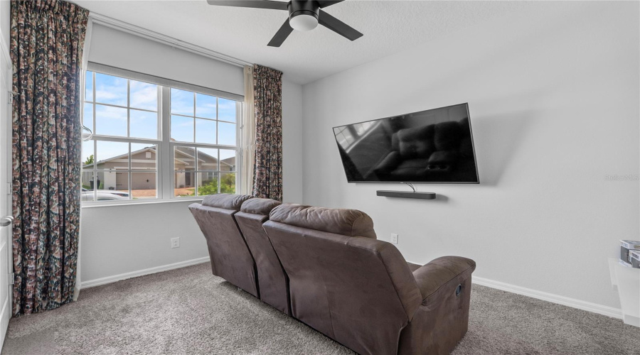 DAVENPORT, Florida 33837, 5 Bedrooms Bedrooms, ,3 BathroomsBathrooms,Residential,For Sale,BENJAMIN,0,MFRO6320729