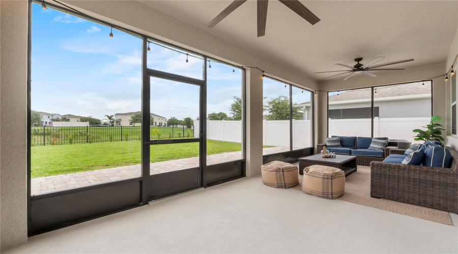DAVENPORT, Florida 33837, 5 Bedrooms Bedrooms, ,3 BathroomsBathrooms,Residential,For Sale,BENJAMIN,0,MFRO6320729