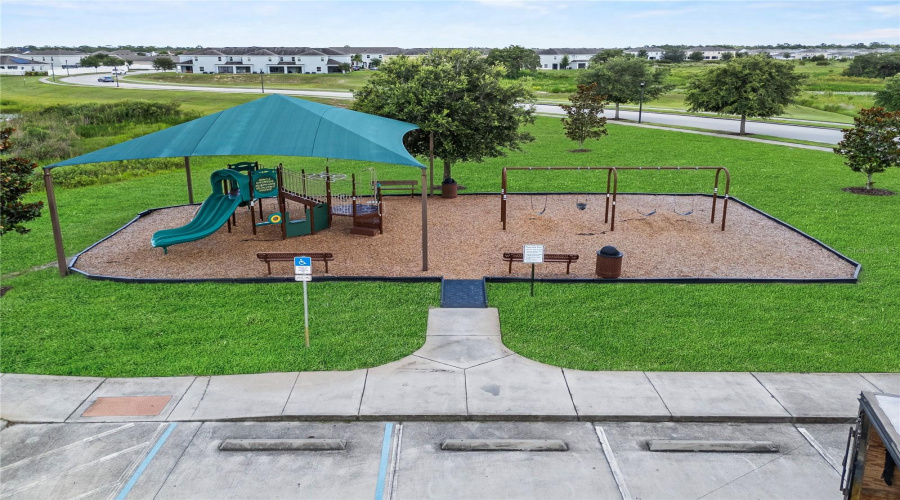 DAVENPORT, Florida 33837, 5 Bedrooms Bedrooms, ,3 BathroomsBathrooms,Residential,For Sale,BENJAMIN,0,MFRO6320729