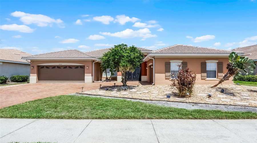 KISSIMMEE, Florida 34746, 4 Bedrooms Bedrooms, ,3 BathroomsBathrooms,Residential,For Sale,SOMERSET,0,MFRO6321201