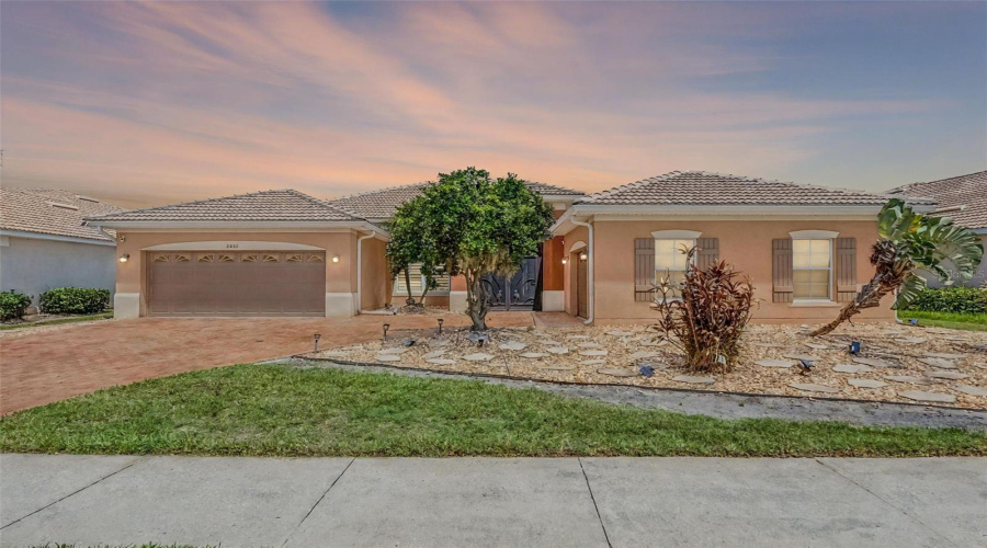 KISSIMMEE, Florida 34746, 4 Bedrooms Bedrooms, ,3 BathroomsBathrooms,Residential,For Sale,SOMERSET,0,MFRO6321201