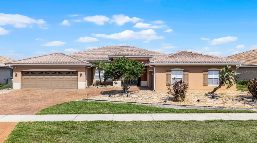 KISSIMMEE, Florida 34746, 4 Bedrooms Bedrooms, ,3 BathroomsBathrooms,Residential,For Sale,SOMERSET,0,MFRO6321201