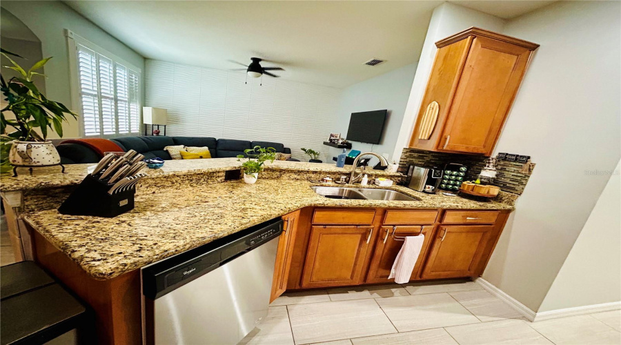 KISSIMMEE, Florida 34746, 4 Bedrooms Bedrooms, ,2 BathroomsBathrooms,Residential,For Sale,GRASMERE VIEW,0,MFRS5129582