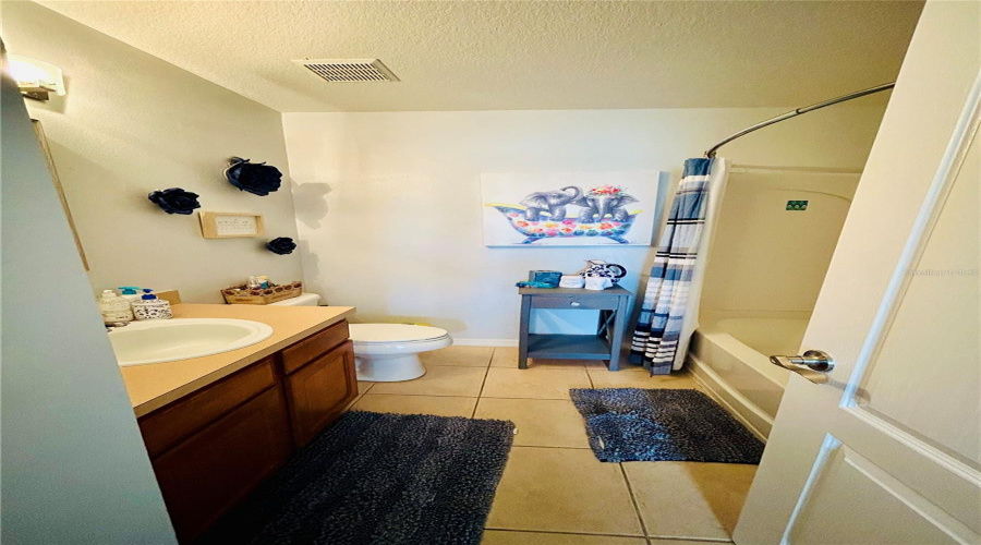 KISSIMMEE, Florida 34746, 4 Bedrooms Bedrooms, ,2 BathroomsBathrooms,Residential,For Sale,GRASMERE VIEW,0,MFRS5129582