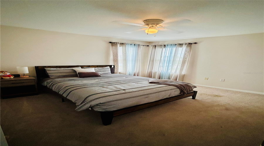 KISSIMMEE, Florida 34746, 4 Bedrooms Bedrooms, ,2 BathroomsBathrooms,Residential,For Sale,GRASMERE VIEW,0,MFRS5129582