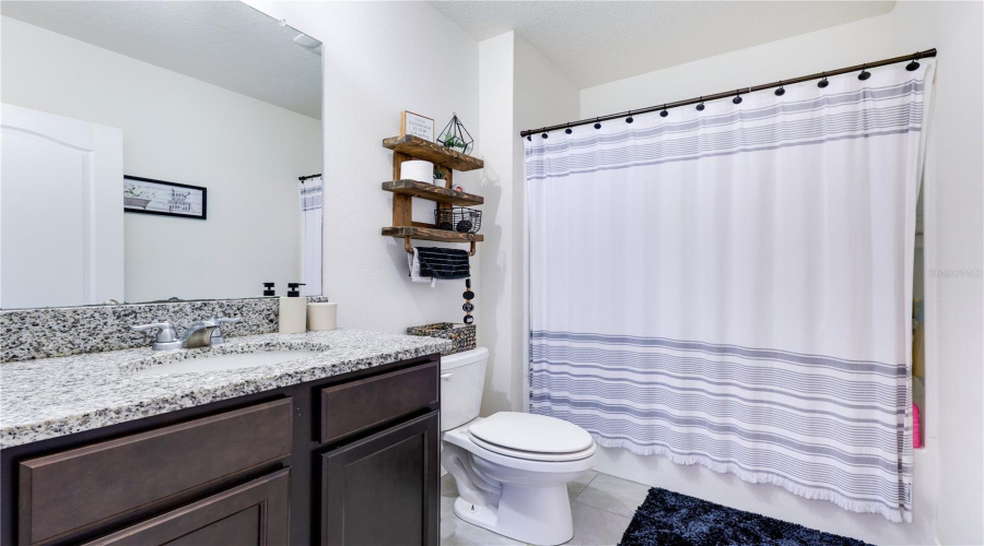 DAVENPORT, Florida 33837, 4 Bedrooms Bedrooms, ,2 BathroomsBathrooms,Residential,For Sale,GREYMOUNT,0,MFRO6319934