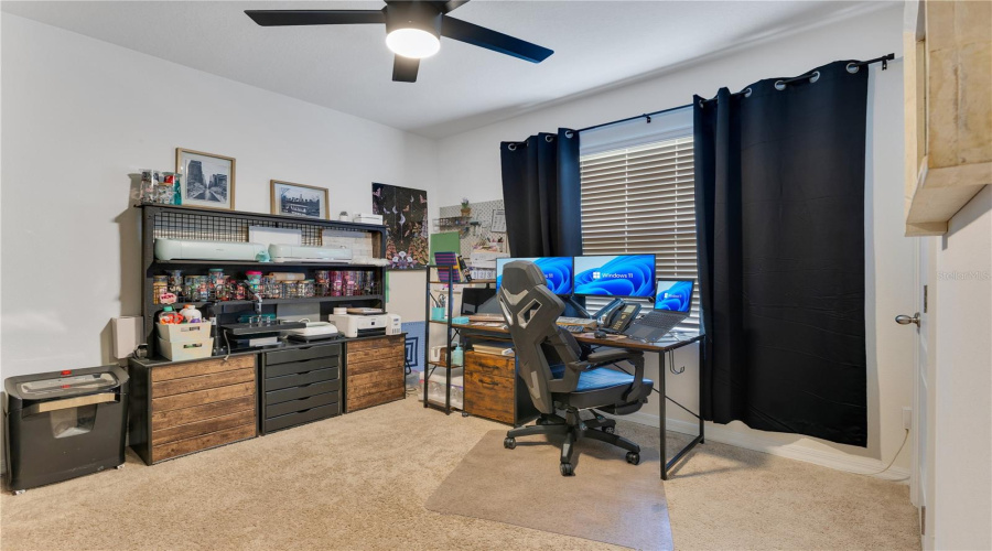DAVENPORT, Florida 33837, 4 Bedrooms Bedrooms, ,2 BathroomsBathrooms,Residential,For Sale,GREYMOUNT,0,MFRO6319934