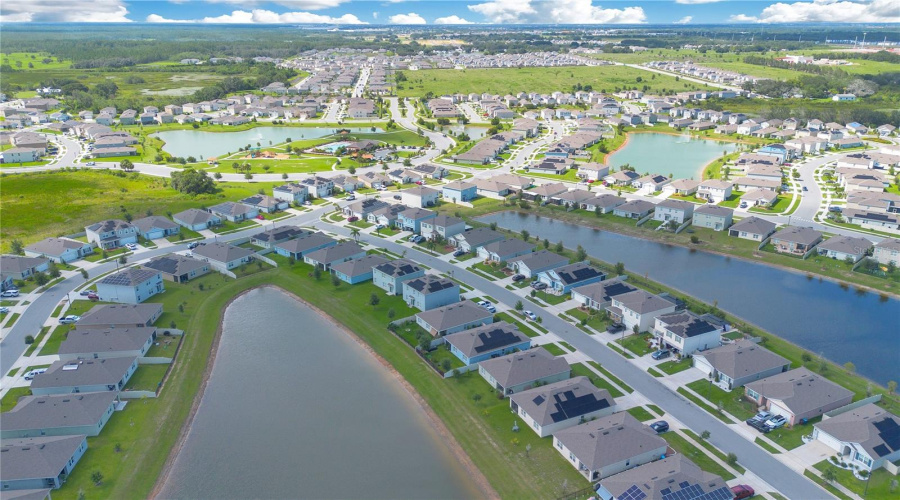 DAVENPORT, Florida 33837, 4 Bedrooms Bedrooms, ,2 BathroomsBathrooms,Residential,For Sale,GREYMOUNT,0,MFRO6319934