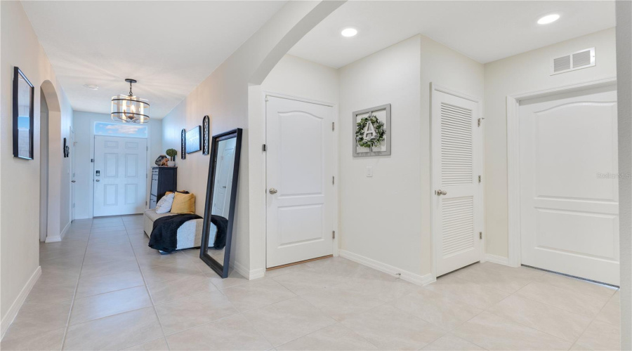 DAVENPORT, Florida 33837, 4 Bedrooms Bedrooms, ,2 BathroomsBathrooms,Residential,For Sale,GREYMOUNT,0,MFRO6319934