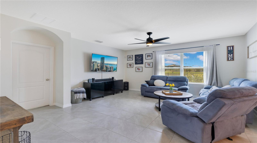 DAVENPORT, Florida 33837, 4 Bedrooms Bedrooms, ,2 BathroomsBathrooms,Residential,For Sale,GREYMOUNT,0,MFRO6319934
