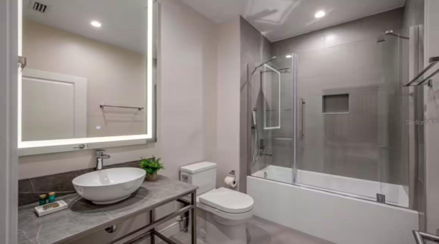 KISSIMMEE, Florida 34746, 4 Bedrooms Bedrooms, ,4 BathroomsBathrooms,Residential,For Sale,TORINO,0,MFRS5129544