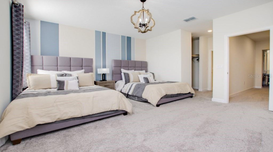 DAVENPORT, Florida 33896, 6 Bedrooms Bedrooms, ,5 BathroomsBathrooms,Residential,For Sale,CABOT CLIFFS,0,MFRO6320933