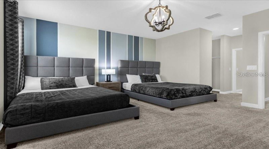 DAVENPORT, Florida 33896, 6 Bedrooms Bedrooms, ,5 BathroomsBathrooms,Residential,For Sale,CABOT CLIFFS,0,MFRO6320933